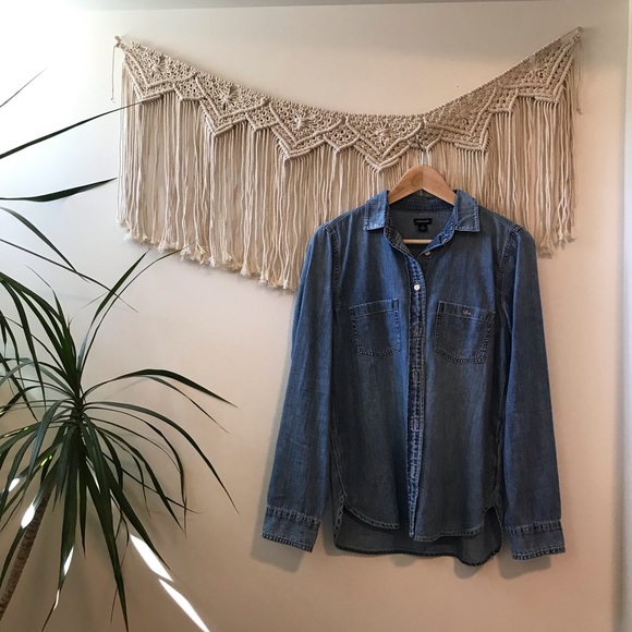 embroidered j crew everyday chambray shirt - Picture 2 of 5
